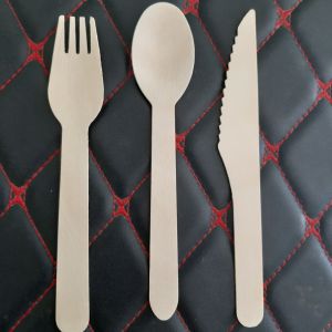Environmental Impact of Wooden Disposable Spoons vs. Plastic Spoons: A Comprehensive Analysis
